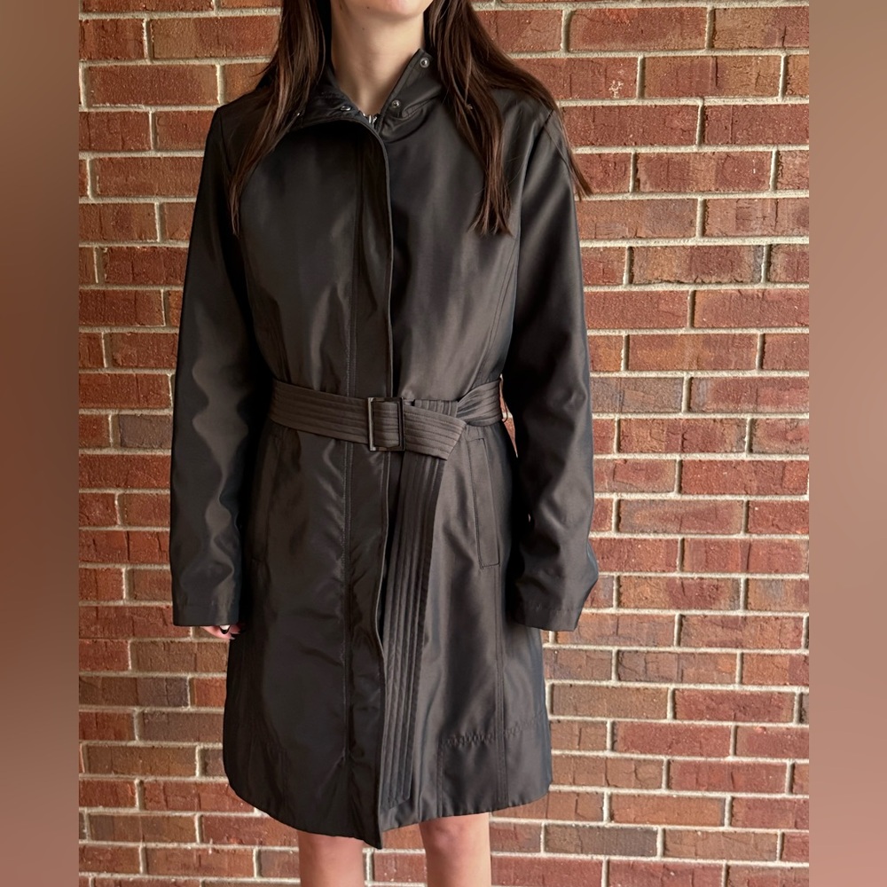 Impermeable Platinum Weather Resistant Womens Trenchcoat
